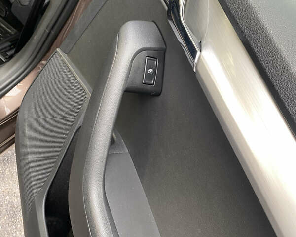 Коричневый Шкода Октавия, объемом двигателя 1.6 л и пробегом 169 тыс. км за 14500 $, фото 11 на Automoto.ua