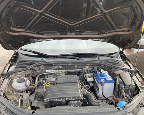 Коричневый Шкода Октавия, объемом двигателя 1.6 л и пробегом 169 тыс. км за 14500 $, фото 17 на Automoto.ua