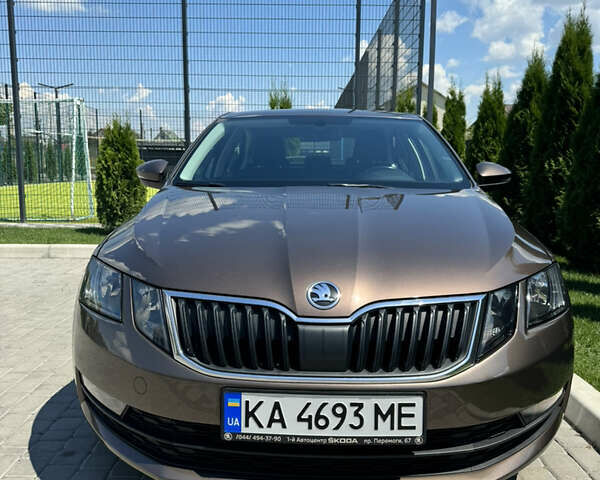 Шкода Октавия 2019 в Киеве на Automoto.ua Коричневый Шкода Октавия, объемом двигателя 1.8 л и пробегом 235 тыс. км за 14000 $, фото 41 на Automoto.ua