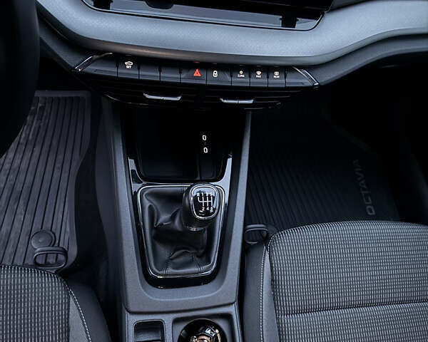 Коричневий Шкода Октавія, об'ємом двигуна 1.5 л та пробігом 52 тис. км за 18500 $, фото 34 на Automoto.ua