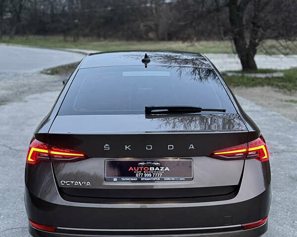 Коричневий Шкода Октавія, об'ємом двигуна 1.5 л та пробігом 52 тис. км за 18500 $, фото 17 на Automoto.ua
