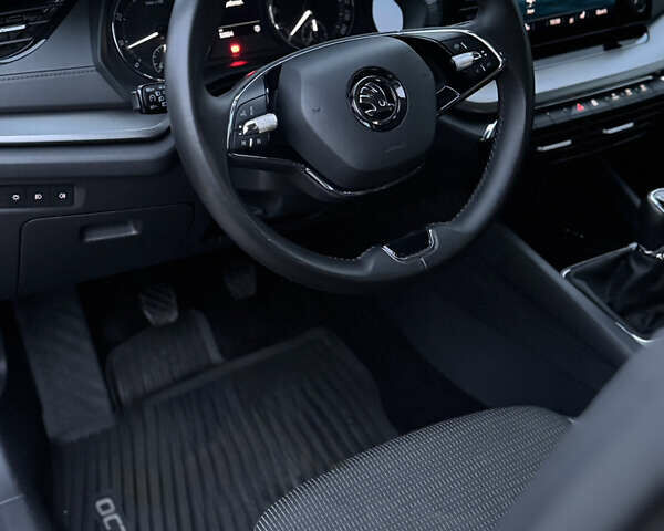 Коричневий Шкода Октавія, об'ємом двигуна 1.5 л та пробігом 52 тис. км за 18500 $, фото 22 на Automoto.ua