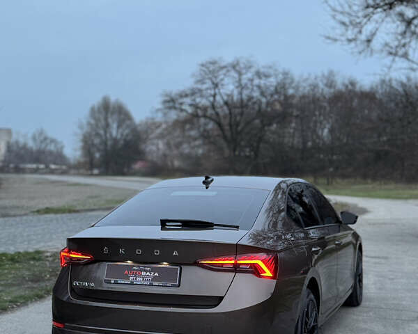 Коричневий Шкода Октавія, об'ємом двигуна 1.5 л та пробігом 52 тис. км за 18500 $, фото 10 на Automoto.ua