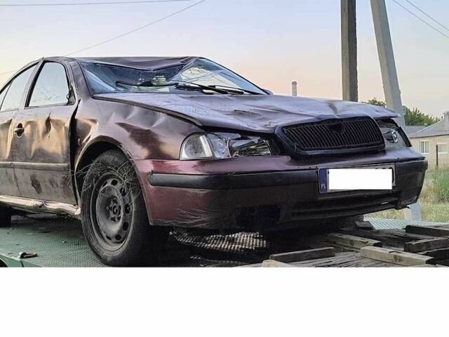 Красный Шкода Октавия, объемом двигателя 1.9 л и пробегом 3 тыс. км за 661 $, фото 2 на Automoto.ua