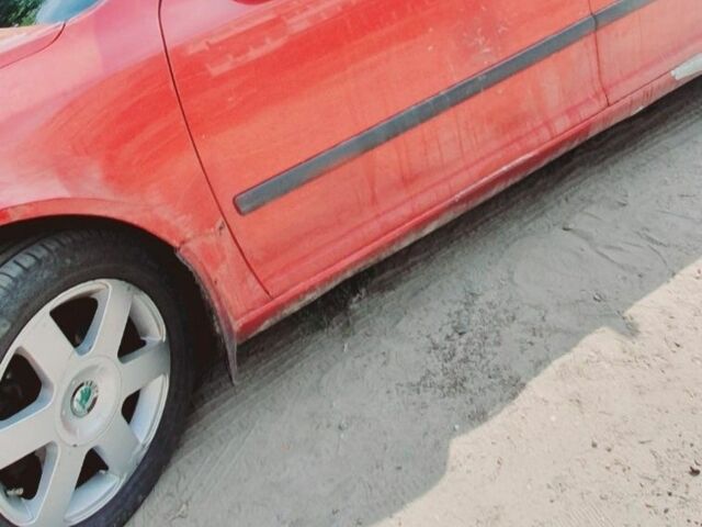 Красный Шкода Октавия, объемом двигателя 2 л и пробегом 300 тыс. км за 2550 $, фото 3 на Automoto.ua