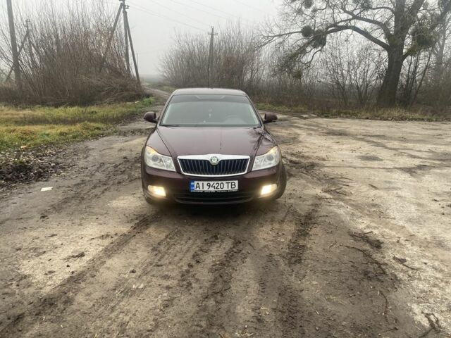 Красный Шкода Октавия, объемом двигателя 1.4 л и пробегом 218 тыс. км за 7300 $, фото 5 на Automoto.ua