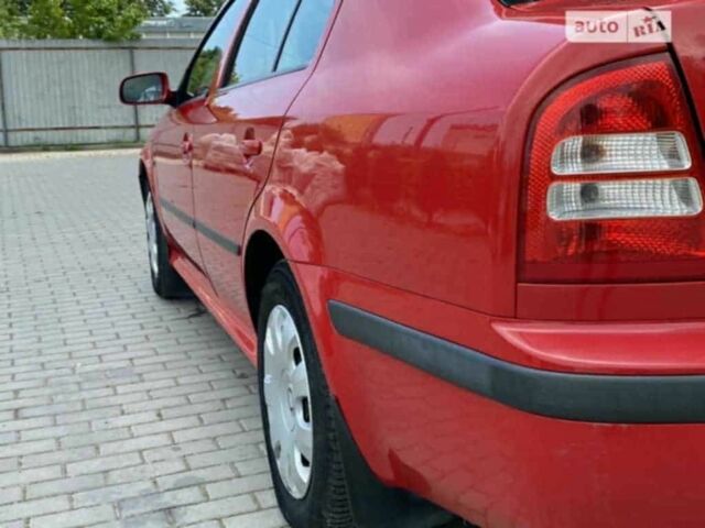Красный Шкода Октавия, объемом двигателя 1.6 л и пробегом 227 тыс. км за 4999 $, фото 3 на Automoto.ua