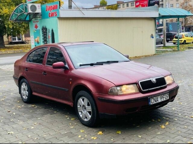 Красный Шкода Октавия, объемом двигателя 1.9 л и пробегом 330 тыс. км за 1350 $, фото 2 на Automoto.ua