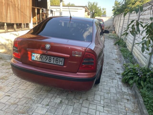 Красный Шкода Октавия, объемом двигателя 1.9 л и пробегом 330 тыс. км за 3784 $, фото 4 на Automoto.ua