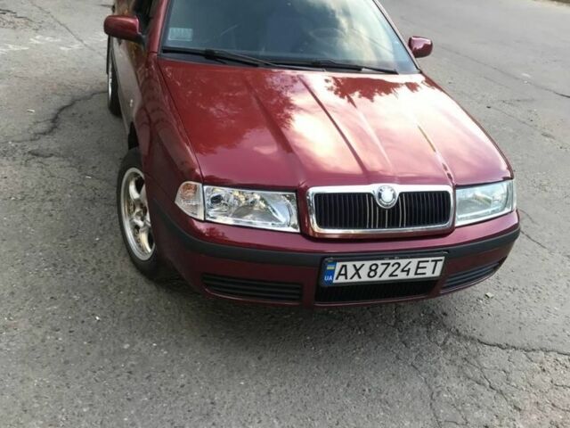 Красный Шкода Октавия, объемом двигателя 1.6 л и пробегом 300 тыс. км за 5000 $, фото 4 на Automoto.ua