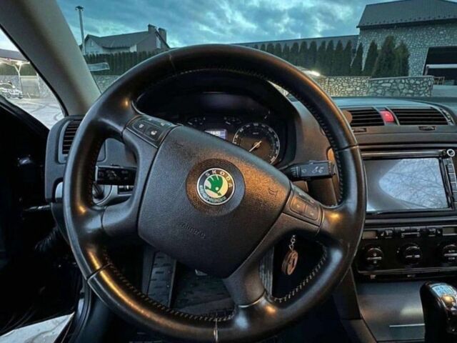 Красный Шкода Октавия, объемом двигателя 1 л и пробегом 227 тыс. км за 6650 $, фото 6 на Automoto.ua