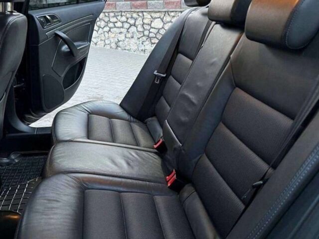 Красный Шкода Октавия, объемом двигателя 1 л и пробегом 227 тыс. км за 6650 $, фото 2 на Automoto.ua