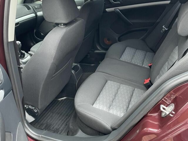 Красный Шкода Октавия, объемом двигателя 1 л и пробегом 73 тыс. км за 9950 $, фото 13 на Automoto.ua