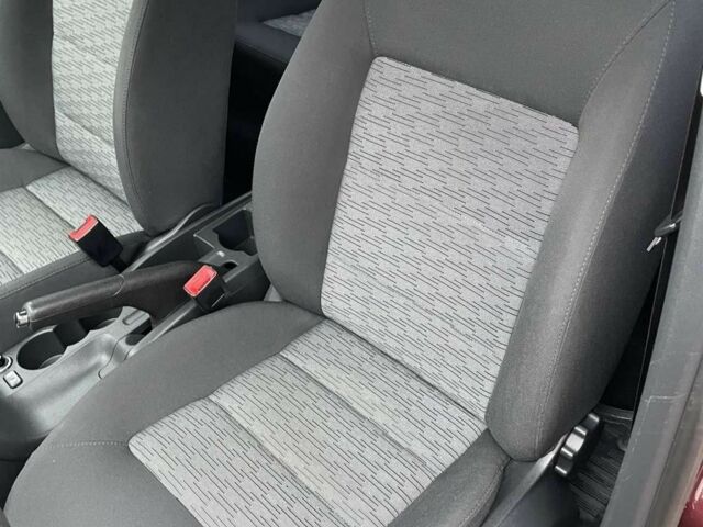 Красный Шкода Октавия, объемом двигателя 1 л и пробегом 73 тыс. км за 9950 $, фото 5 на Automoto.ua