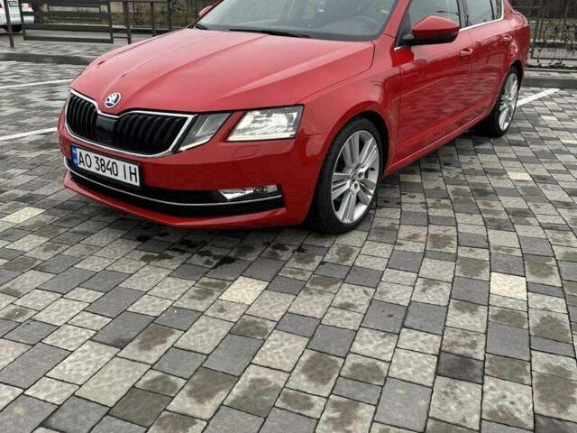 Красный Шкода Октавия, объемом двигателя 1.4 л и пробегом 235 тыс. км за 13700 $, фото 1 на Automoto.ua