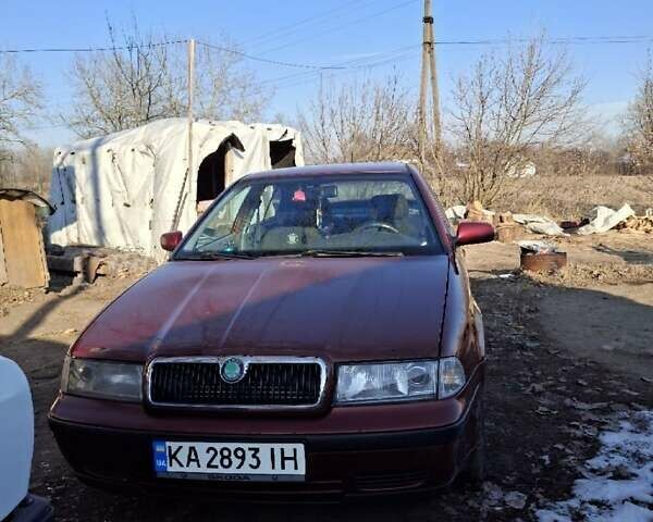Красный Шкода Октавия, объемом двигателя 1.6 л и пробегом 357 тыс. км за 4000 $, фото 2 на Automoto.ua