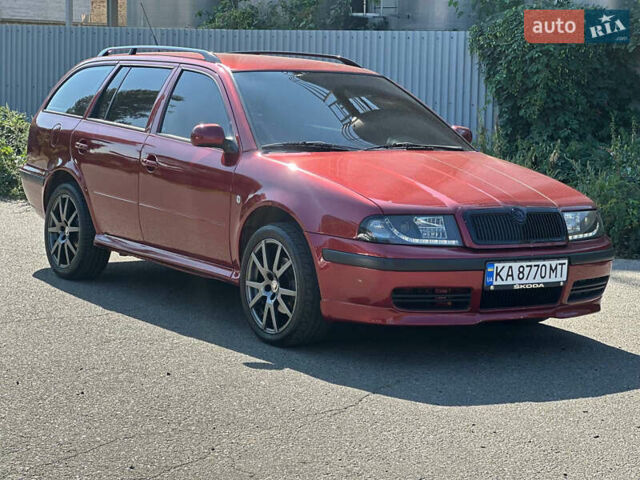 Красный Шкода Октавия, объемом двигателя 1.98 л и пробегом 211 тыс. км за 3800 $, фото 5 на Automoto.ua