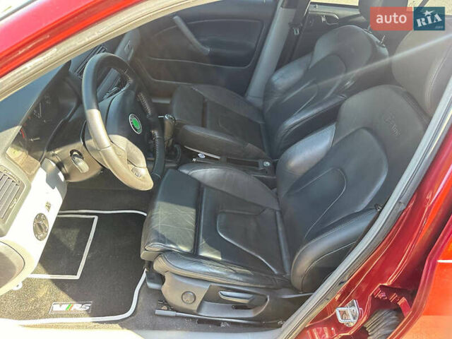 Красный Шкода Октавия, объемом двигателя 1.98 л и пробегом 211 тыс. км за 3800 $, фото 19 на Automoto.ua