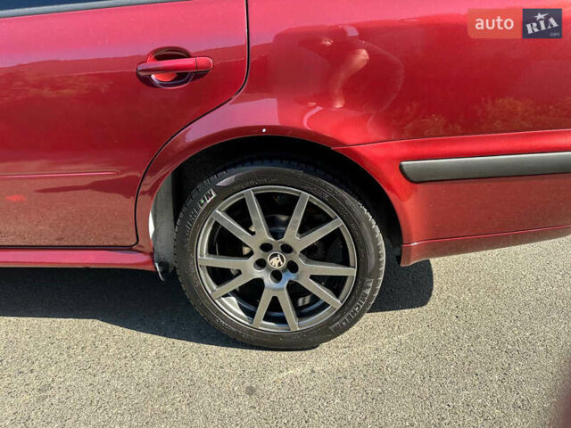 Красный Шкода Октавия, объемом двигателя 1.98 л и пробегом 211 тыс. км за 3800 $, фото 12 на Automoto.ua