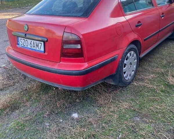 Шкода Октавія 2001 у Дніпро (Дніпропетровську) на Automoto.ua Червоний Шкода Октавія, об'ємом двигуна 1.9 л та пробігом 440 тис. км за 1999 $, фото 3 на Automoto.ua