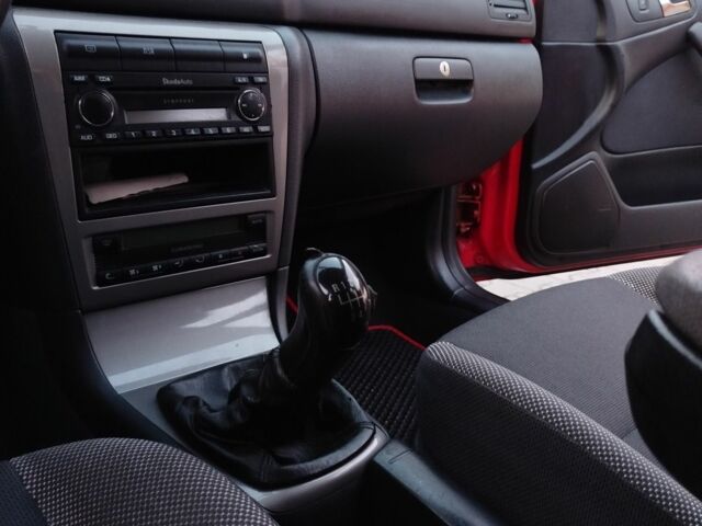 Червоний Шкода Октавія, об'ємом двигуна 0 л та пробігом 298 тис. км за 3700 $, фото 6 на Automoto.ua