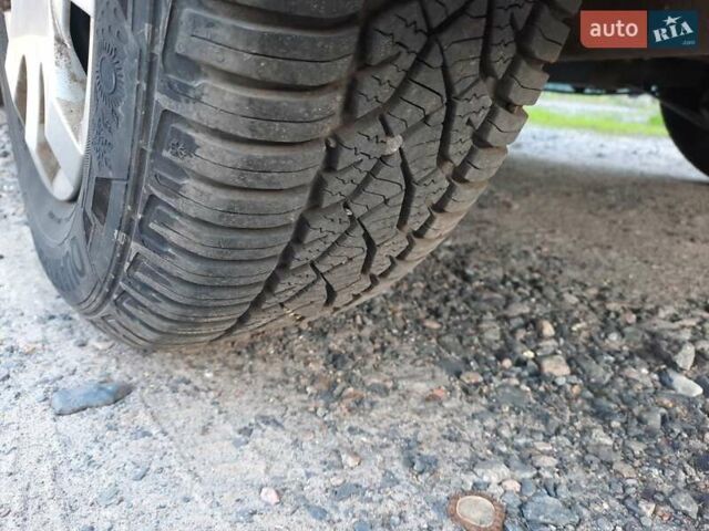 Красный Шкода Октавия, объемом двигателя 1.6 л и пробегом 212 тыс. км за 4750 $, фото 42 на Automoto.ua