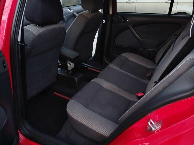 Червоний Шкода Октавія, об'ємом двигуна 0 л та пробігом 298 тис. км за 3700 $, фото 7 на Automoto.ua