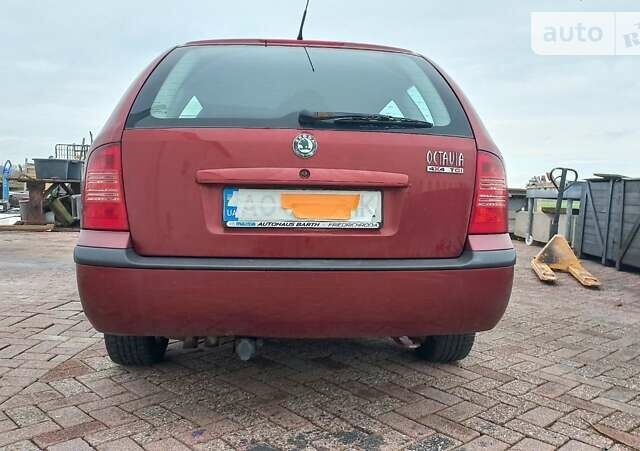 Красный Шкода Октавия, объемом двигателя 1.9 л и пробегом 309 тыс. км за 5200 $, фото 3 на Automoto.ua