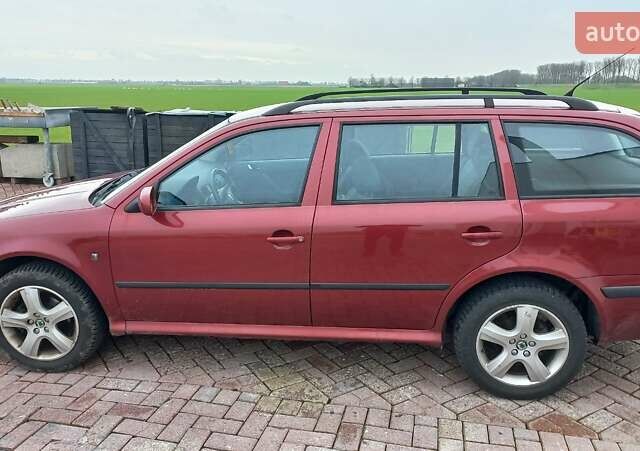 Красный Шкода Октавия, объемом двигателя 1.9 л и пробегом 309 тыс. км за 5200 $, фото 4 на Automoto.ua