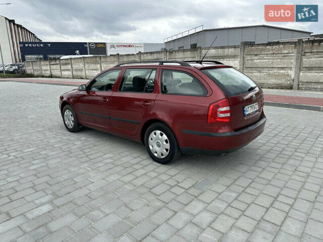 Красный Шкода Октавия, объемом двигателя 1.6 л и пробегом 205 тыс. км за 4750 $, фото 9 на Automoto.ua