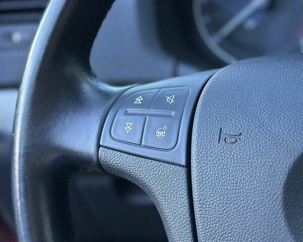 Красный Шкода Октавия, объемом двигателя 2 л и пробегом 206 тыс. км за 7900 $, фото 95 на Automoto.ua