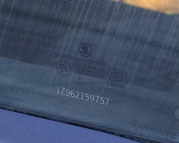 Красный Шкода Октавия, объемом двигателя 2 л и пробегом 206 тыс. км за 7900 $, фото 60 на Automoto.ua