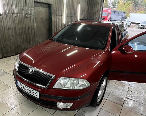 Красный Шкода Октавия, объемом двигателя 1.6 л и пробегом 280 тыс. км за 5500 $, фото 2 на Automoto.ua