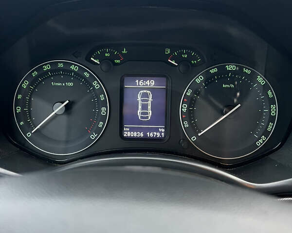 Красный Шкода Октавия, объемом двигателя 1.6 л и пробегом 280 тыс. км за 5500 $, фото 20 на Automoto.ua