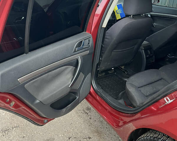 Красный Шкода Октавия, объемом двигателя 1.6 л и пробегом 280 тыс. км за 5200 $, фото 14 на Automoto.ua