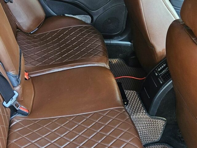Красный Шкода Октавия, объемом двигателя 2 л и пробегом 299 тыс. км за 5100 $, фото 5 на Automoto.ua