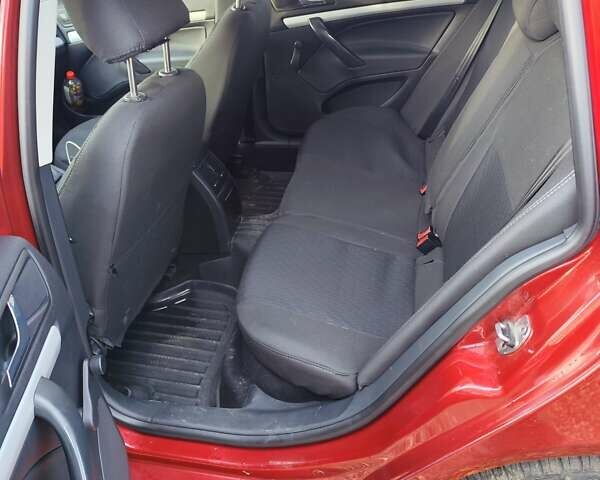 Красный Шкода Октавия, объемом двигателя 1.6 л и пробегом 330 тыс. км за 5800 $, фото 7 на Automoto.ua