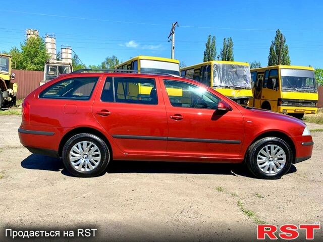 Красный Шкода Октавия, объемом двигателя 1.6 л и пробегом 199 тыс. км за 5700 $, фото 6 на Automoto.ua