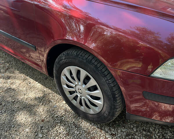 Червоний Шкода Октавія, об'ємом двигуна 1.6 л та пробігом 229 тис. км за 5800 $, фото 7 на Automoto.ua