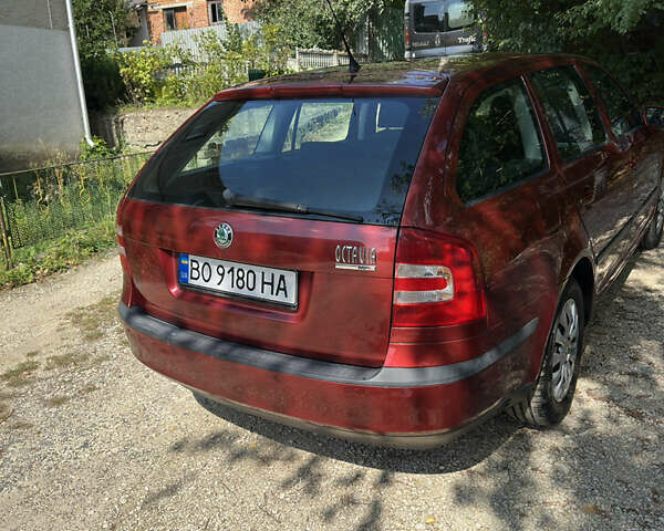Червоний Шкода Октавія, об'ємом двигуна 1.6 л та пробігом 229 тис. км за 5800 $, фото 11 на Automoto.ua
