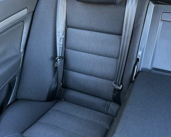Красный Шкода Октавия, объемом двигателя 2 л и пробегом 206 тыс. км за 7900 $, фото 86 на Automoto.ua