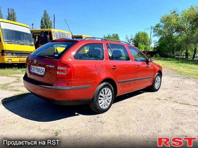 Красный Шкода Октавия, объемом двигателя 1.6 л и пробегом 199 тыс. км за 5700 $, фото 5 на Automoto.ua