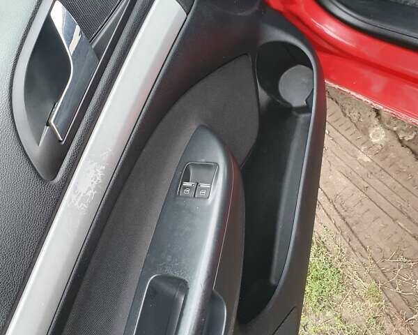 Красный Шкода Октавия, объемом двигателя 1.6 л и пробегом 297 тыс. км за 4800 $, фото 5 на Automoto.ua