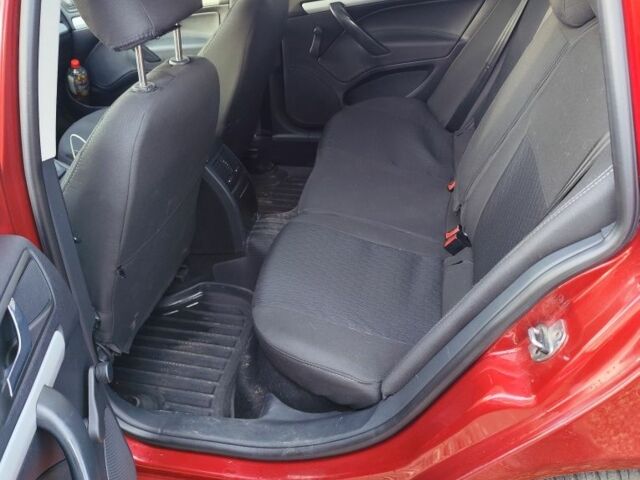 Красный Шкода Октавия, объемом двигателя 0 л и пробегом 330 тыс. км за 5600 $, фото 7 на Automoto.ua