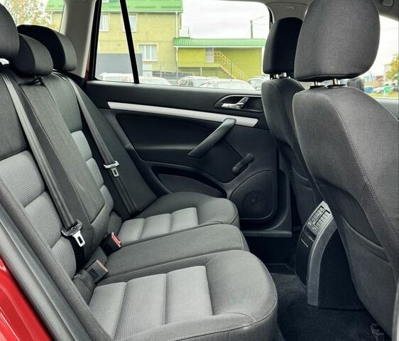 Красный Шкода Октавия, объемом двигателя 1.6 л и пробегом 232 тыс. км за 7700 $, фото 15 на Automoto.ua