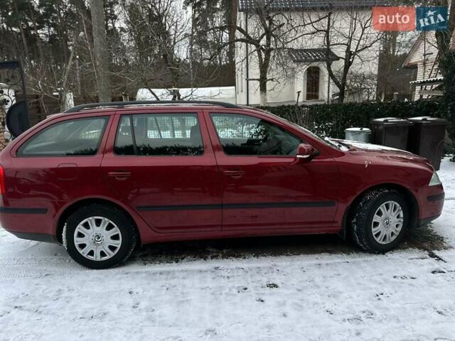 Красный Шкода Октавия, объемом двигателя 1.6 л и пробегом 232 тыс. км за 5500 $, фото 6 на Automoto.ua