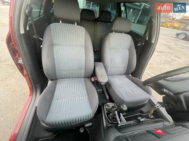 Красный Шкода Октавия, объемом двигателя 1.6 л и пробегом 140 тыс. км за 5000 $, фото 35 на Automoto.ua