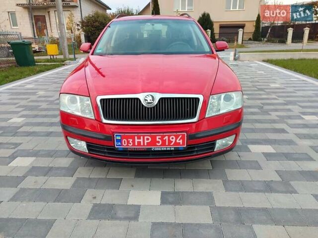 Красный Шкода Октавия, объемом двигателя 1.6 л и пробегом 191 тыс. км за 5600 $, фото 30 на Automoto.ua