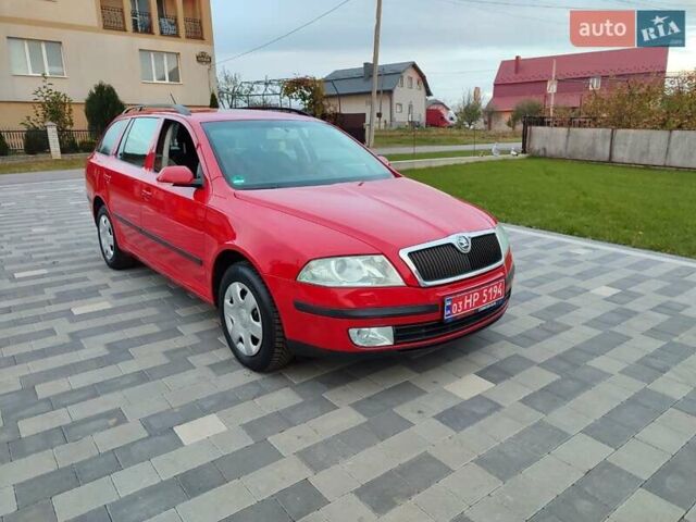 Красный Шкода Октавия, объемом двигателя 1.6 л и пробегом 191 тыс. км за 5600 $, фото 60 на Automoto.ua