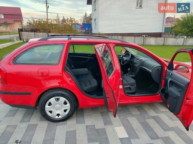 Красный Шкода Октавия, объемом двигателя 1.6 л и пробегом 191 тыс. км за 5600 $, фото 51 на Automoto.ua